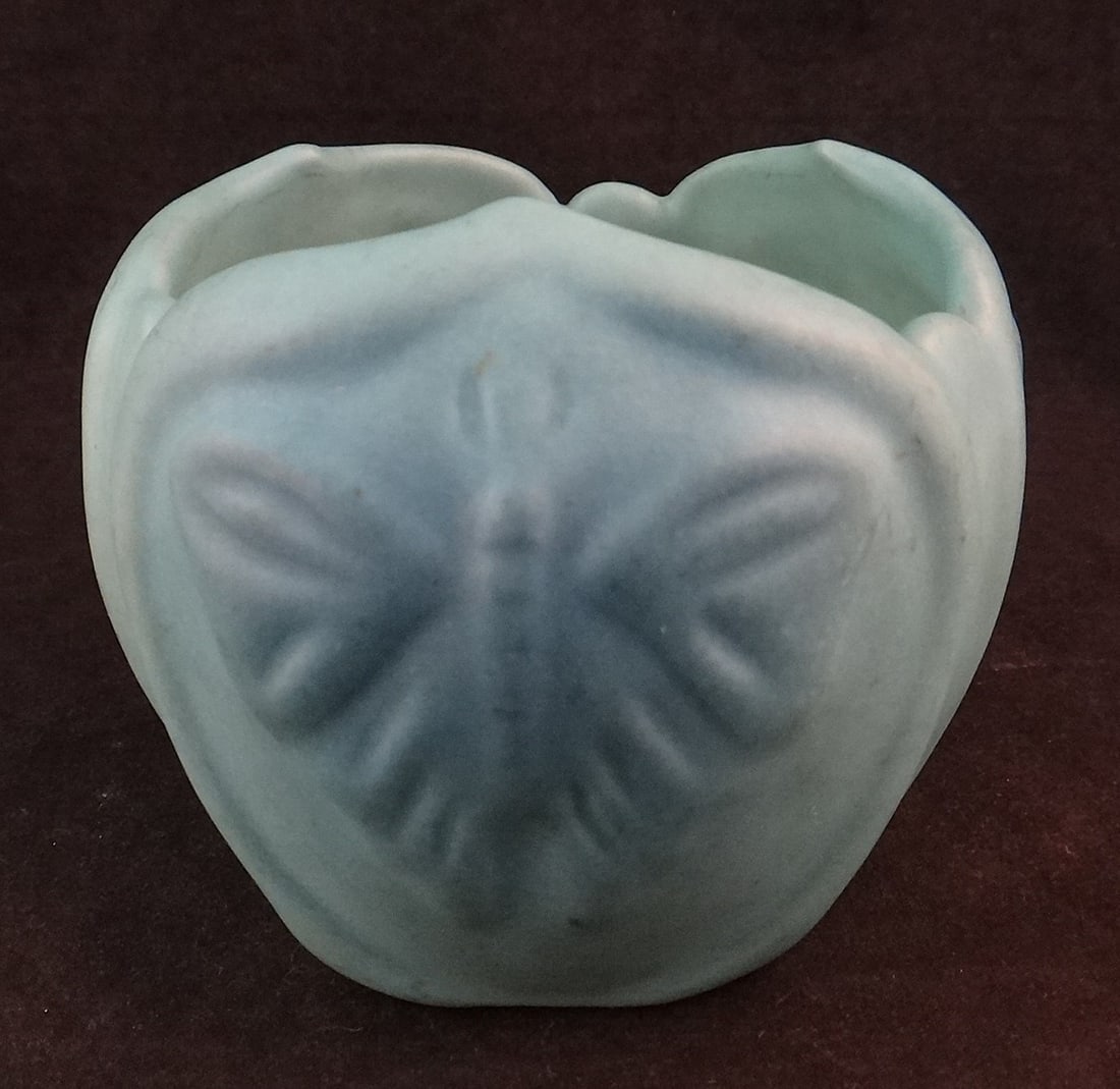 Vintage Van Briggle Art Pottery Small Vase (1 of 5)