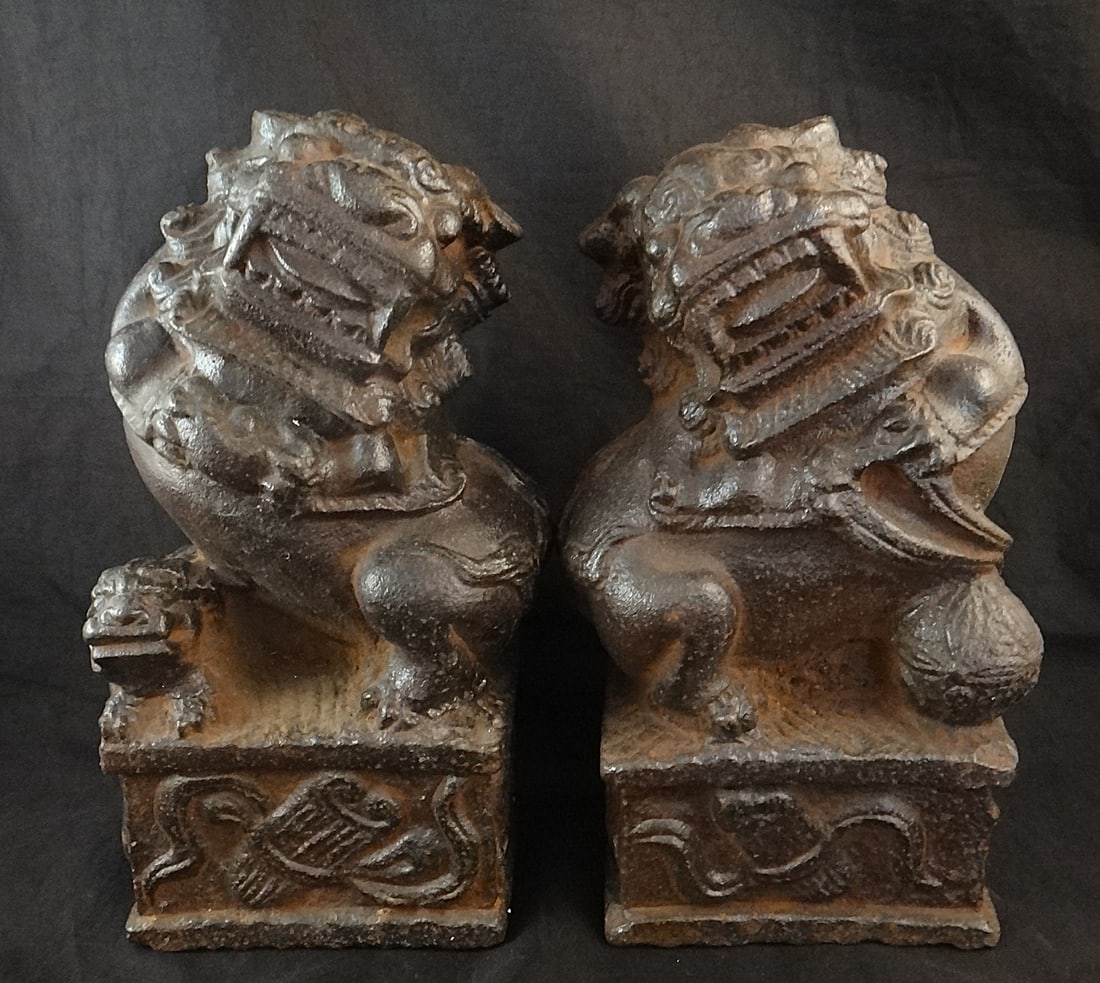 Pair of Exceptional 18th/19th cent. Chinese Iron Foo Lions.: Pair of Exceptional 18th/19th cent. Chinese Iron Foo Lions. 10” tall x 5.5 wide x 3 ¾” deep. Total weight is 12lbs 15oz.