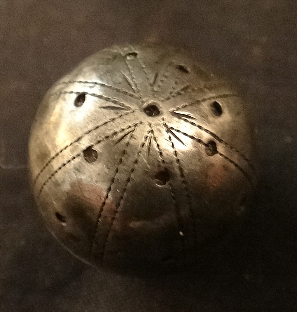 Rare English Geo III Sterling Vinaigrette in ball form (1 of 4)