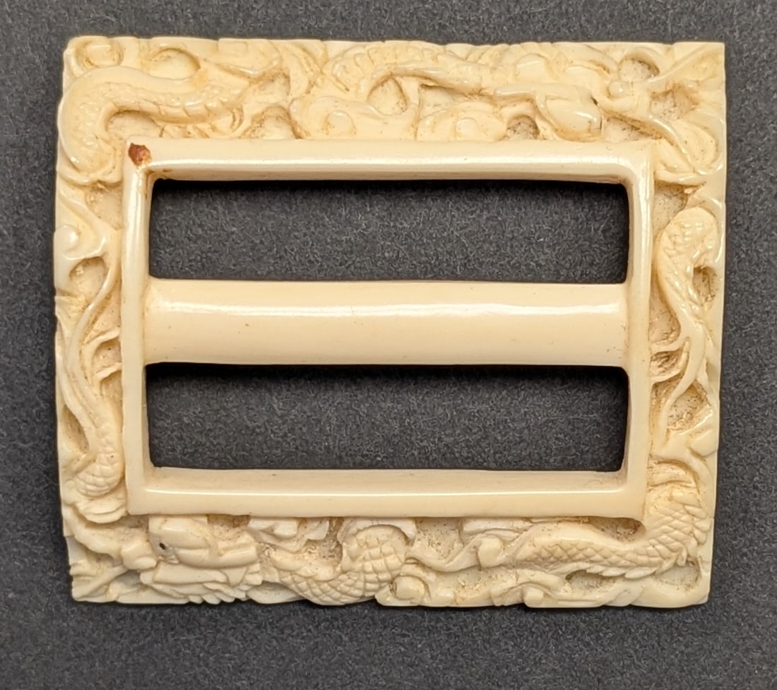 Antique Chinese Buckle with Carved Dragons (1 of 4)