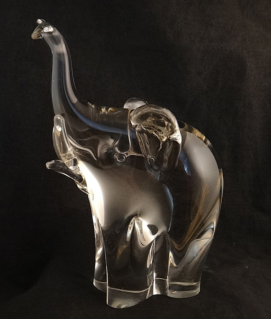 Vincenzo Nason & Co. Clear Crystal Murano Glass Elephant (1 of 9)
