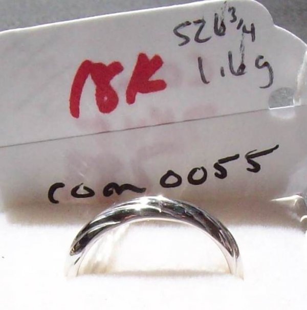Ladies Ring