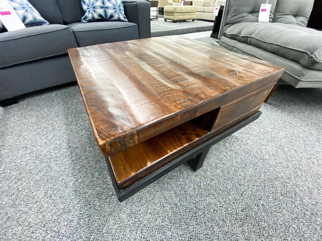 Traditional wood coffee table: *Financing available https://www.supernovafurniture.com/Contents/Site/AUCTION/AUCTION/491