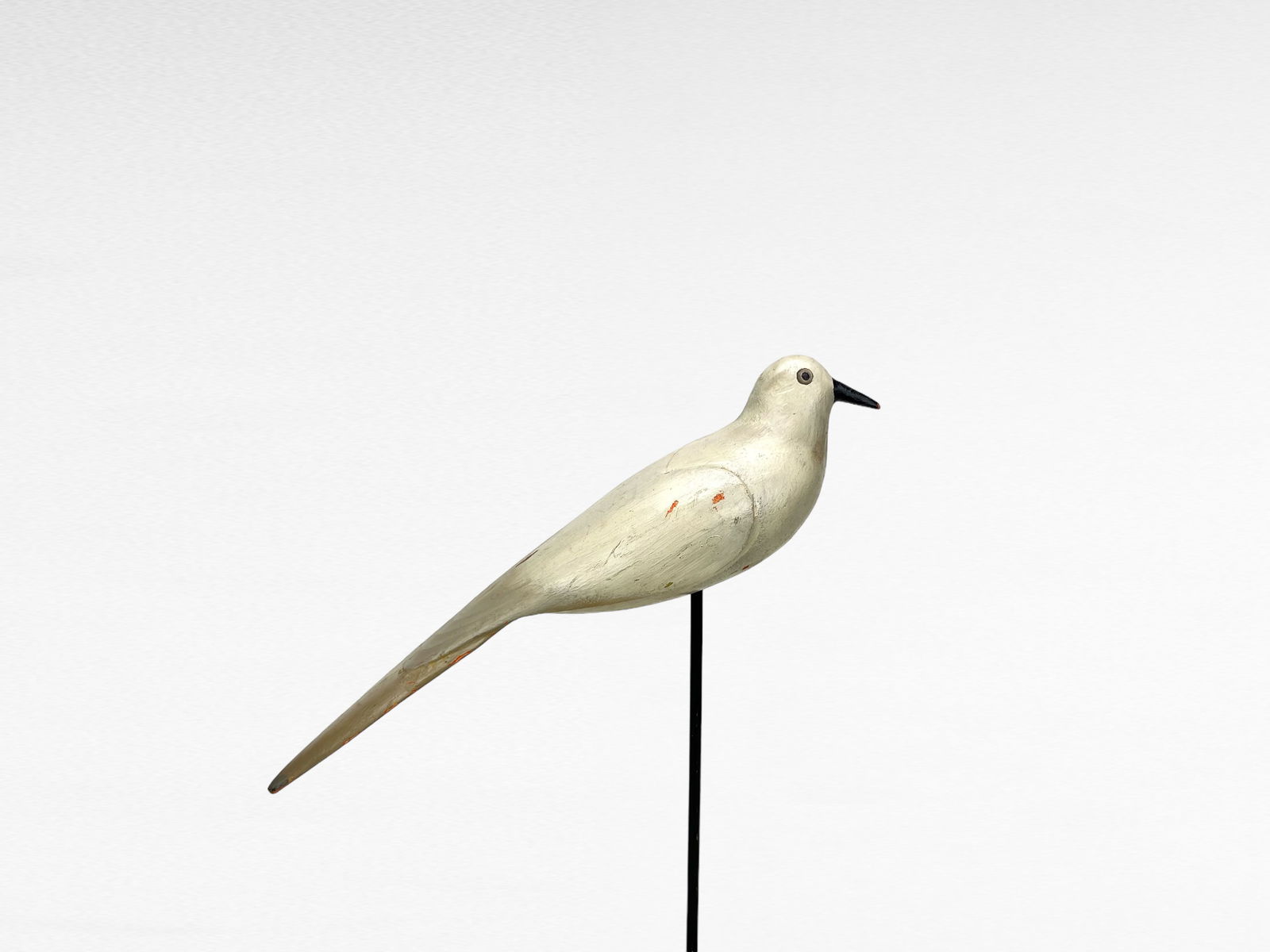 English Wooden White Pigeon Decoy (1 of 5)