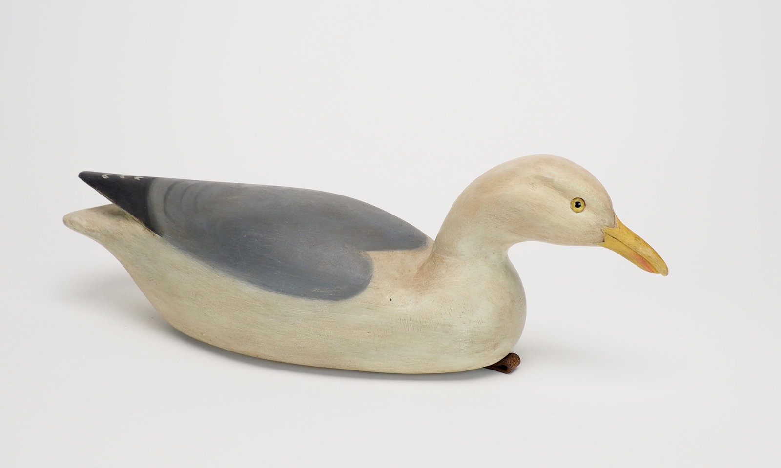 Herring Gull Confidence Decoy - Cameron T. McIntyre: Herring Gull Confidence Decoy Cameron T. McIntyre (b. 1968) New Church, VA, c. 1991 19" Solid bodied Herring Gull confidence decoy carved as a Christmas present in 1991, making thisÊa rather earl