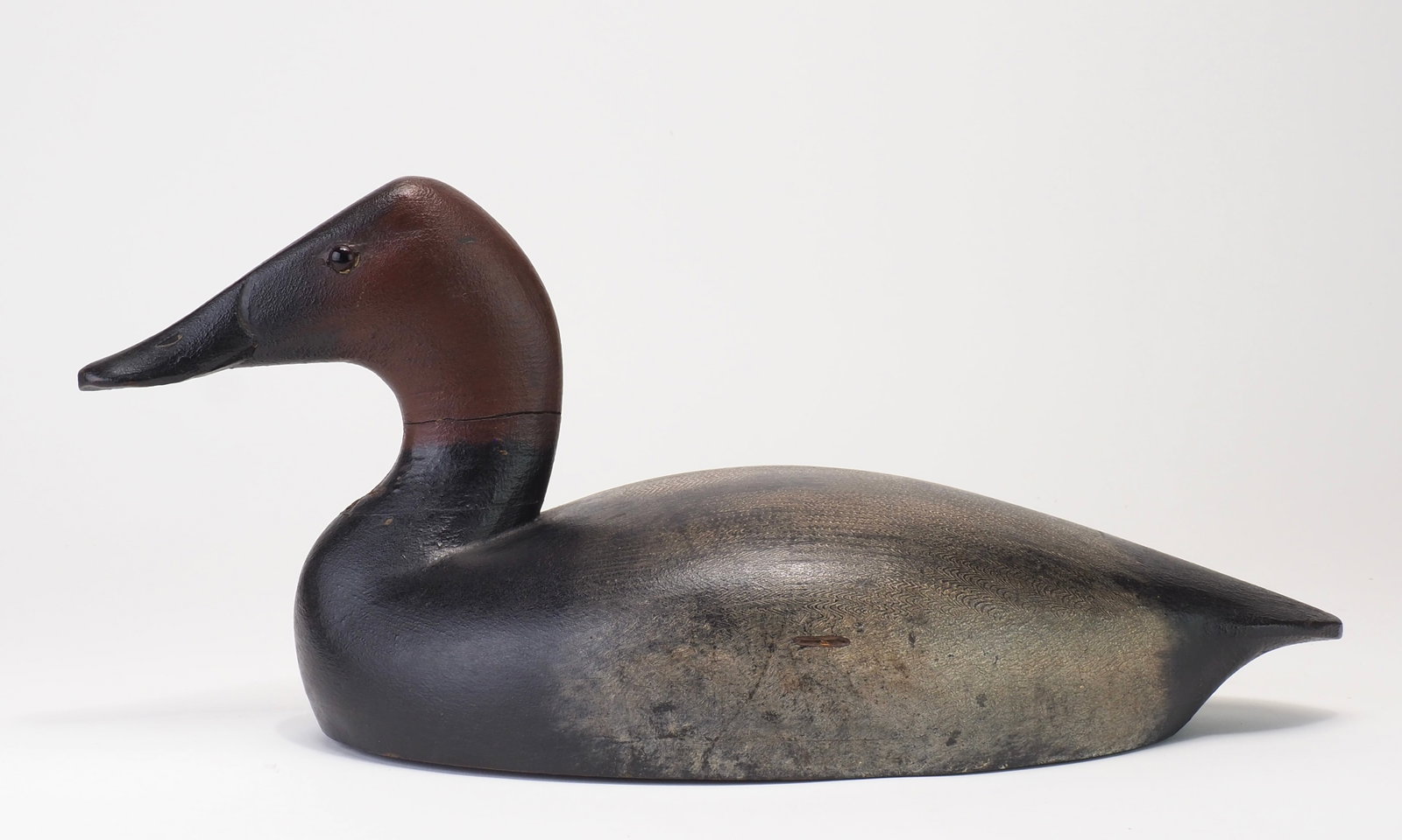 Tom Chambers - Short body Canvasback Drake (1 of 6)