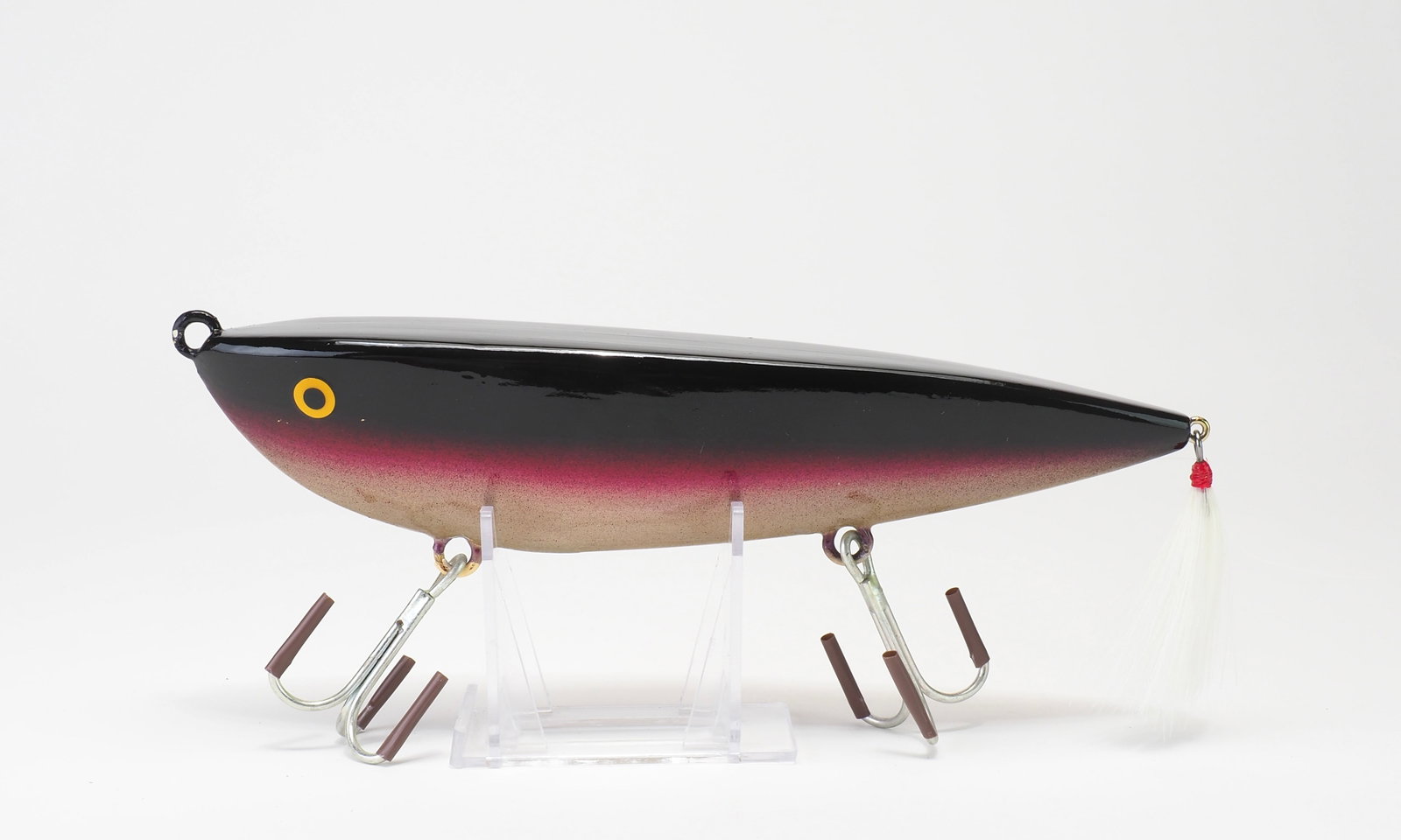 Capesams Lure - Banana Black-shu-sil by Steve Sylver: Steve Sylver (b. 1952) Chatham, MA 8" with approx. 2" tail Condition: Very good and original with some paint loss to main tie line front hook ring Provenance: Dennis Jenny Collection
