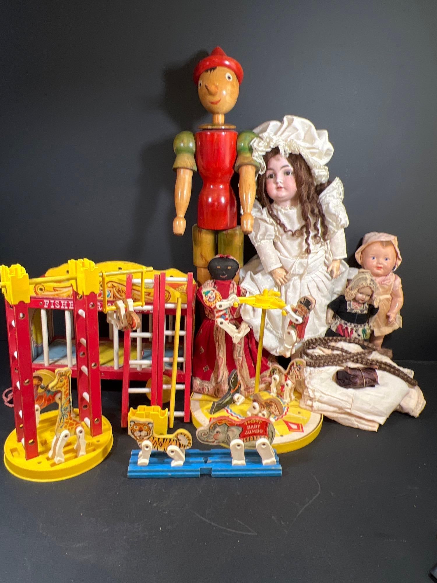 Vintage Dolls & Circus Wagon (1 of 20)