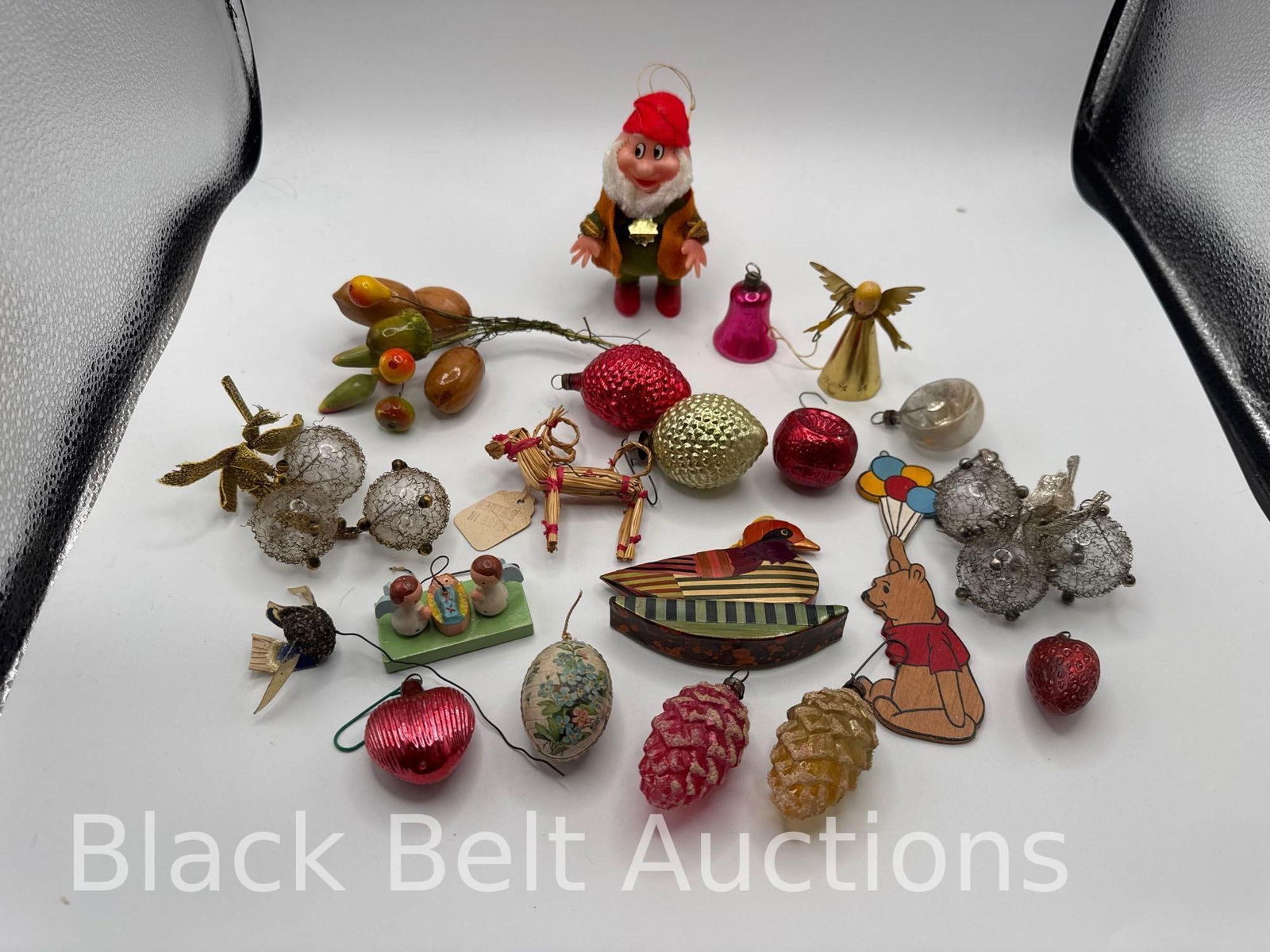 Assorted Vintage Christmas Ornaments (1 of 13)