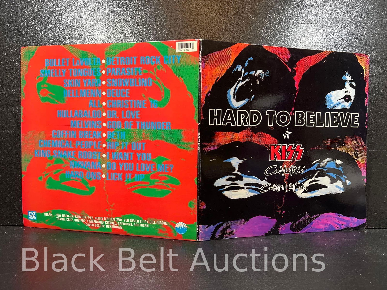 Two KISS and KISS Related Vinyl LPs - 7