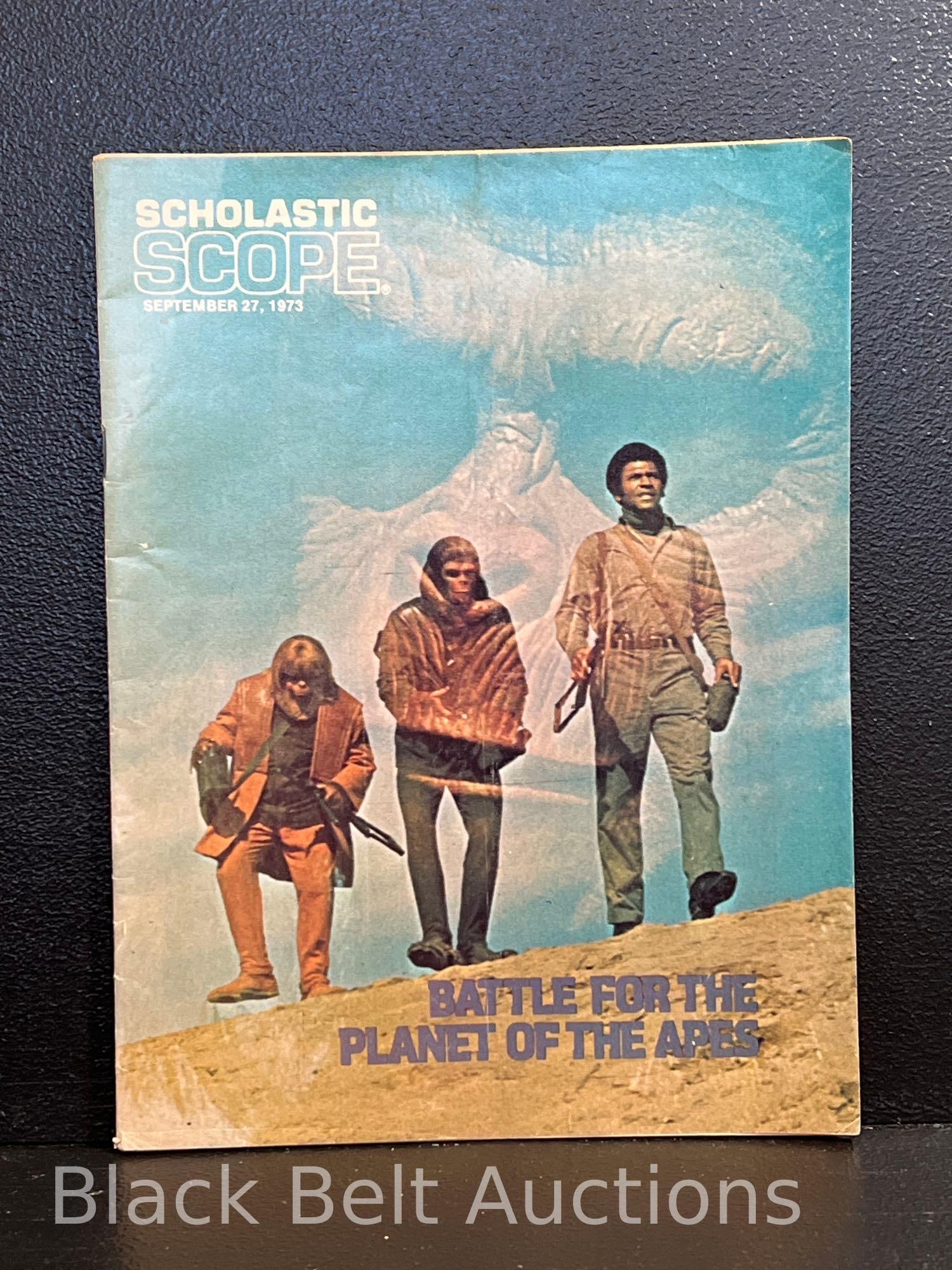 Four Vintage Pop Culture Related Magazines - 7