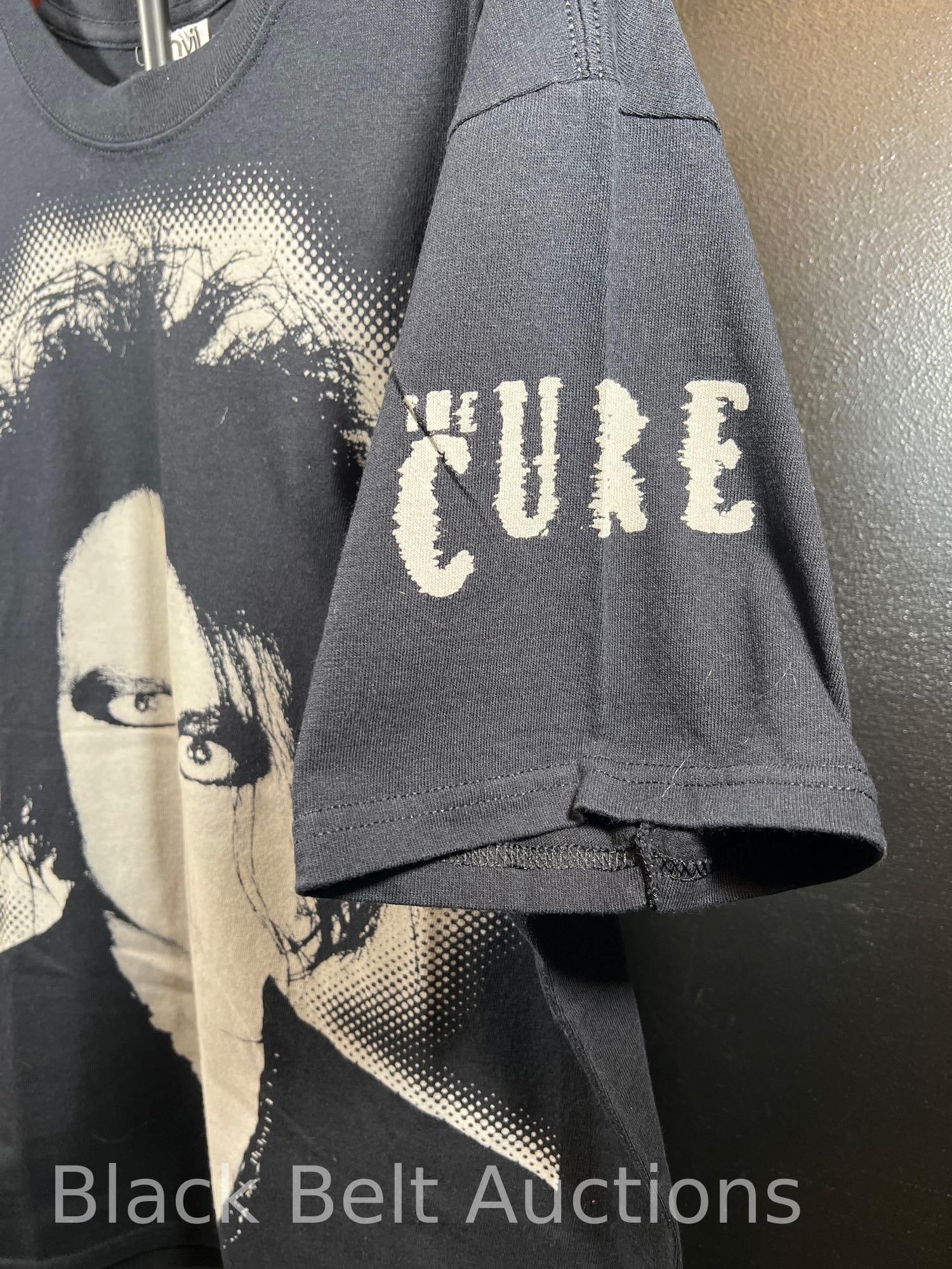Vintage Robert Smith of The Cure T-Shirt M - 2