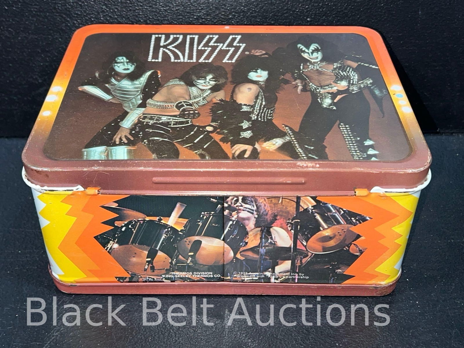 Original 1977 KISS Lunchbox and Bottle - 8