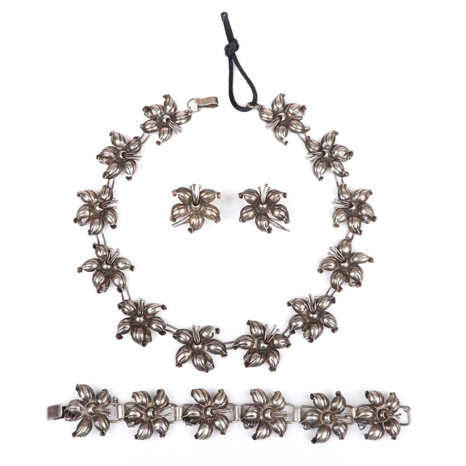 Mexican sterling silver repousse flower parure 3pc.; (1 of 9)