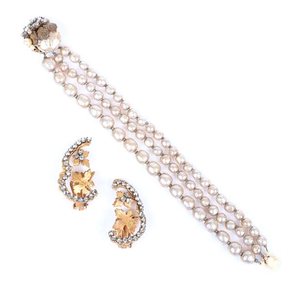 Miriam Haskell faux champaign pearl 3-strand bracelet (1 of 7)