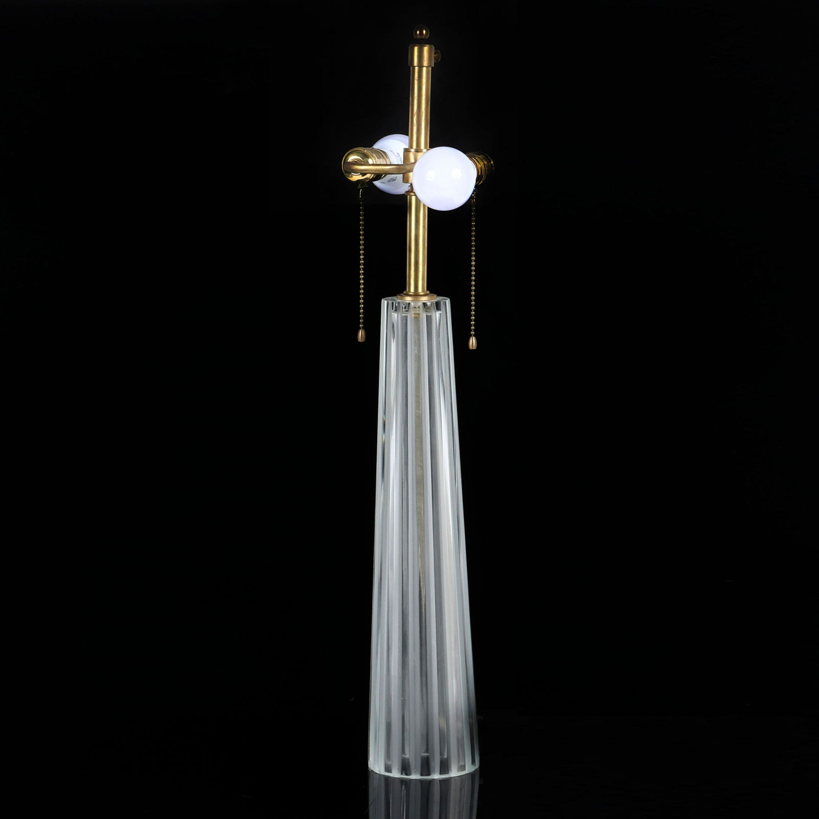 Barbara Barry for Baker 'Cristallo' large pleated: Barbara Barry for Baker 'Cristallo' large pleated crystal table lamp.28 1/2"H.