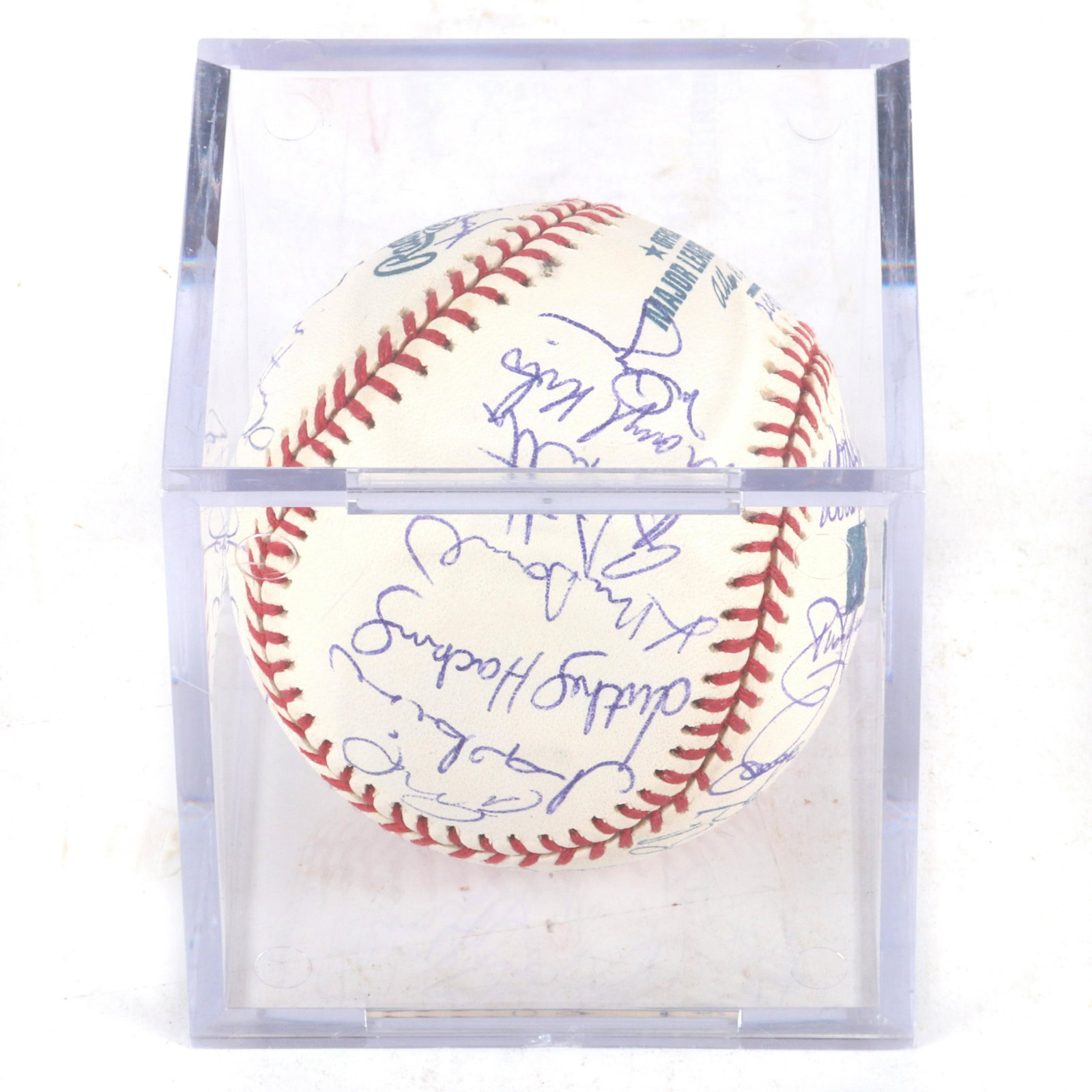 2001 St. Louis Cardinals Team Signed OML Selig Baseball: 2001 St. Louis Cardinals Team Signed OML Selig Baseball. The ball exhibits 30 signatures, among the notable are: Tony LaRussa, Mark McGwire, and Albert Pujols. The ball will be accompanied with a lett
