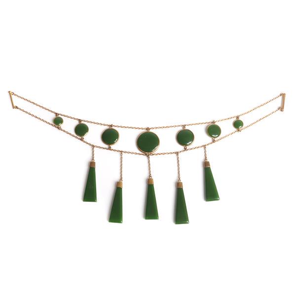 Art Deco 1920s Etruscan Revival gilt brass chain choker: Art Deco 1920s Etruscan Revival gilt brass chain choker necklace with seven graduated Chrysoprase polished stone disks and five elongated dangling wedges. 18"L (chain), 1 1/2"L (pendant)
