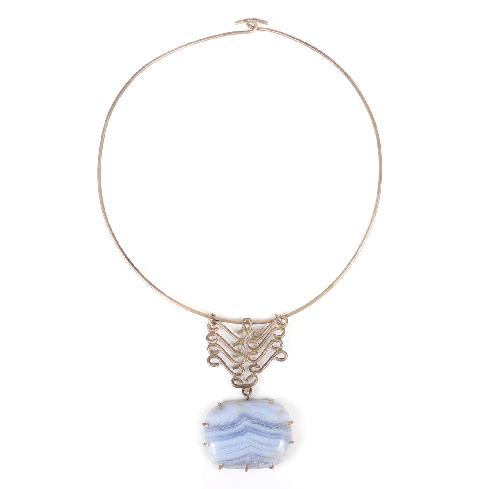 Mildred Ball American Modernist wire choker necklace: Mildred Ball American Modernist wire choker necklace and pendant with wire scrolls and large blue lace agate drop. Ball was a Mid-Century jeweler, enamelist and an exhibitor at the Walker Art Center i