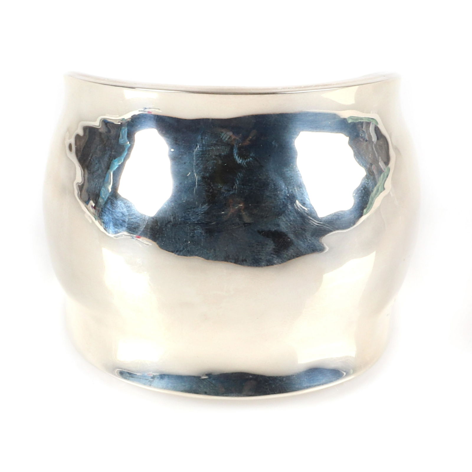 Robert Lee Morris RLM designer 2 1/8"W sterling silver: Robert Lee Morris RLM designer 2 1/8"W sterling silver "Wave Silver Cuff" bracelet, new old stock with original tags, marked RLM 925. Robert Lee Morris (born 1947)is an American jewelry designer and s