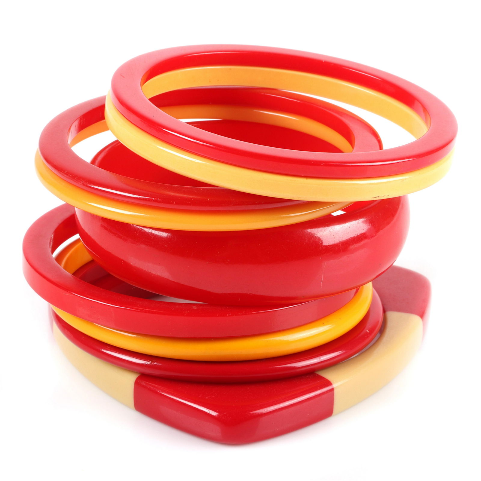 Nine Vintage Bakelite & Plastic red and cream bangle (1 of 5)