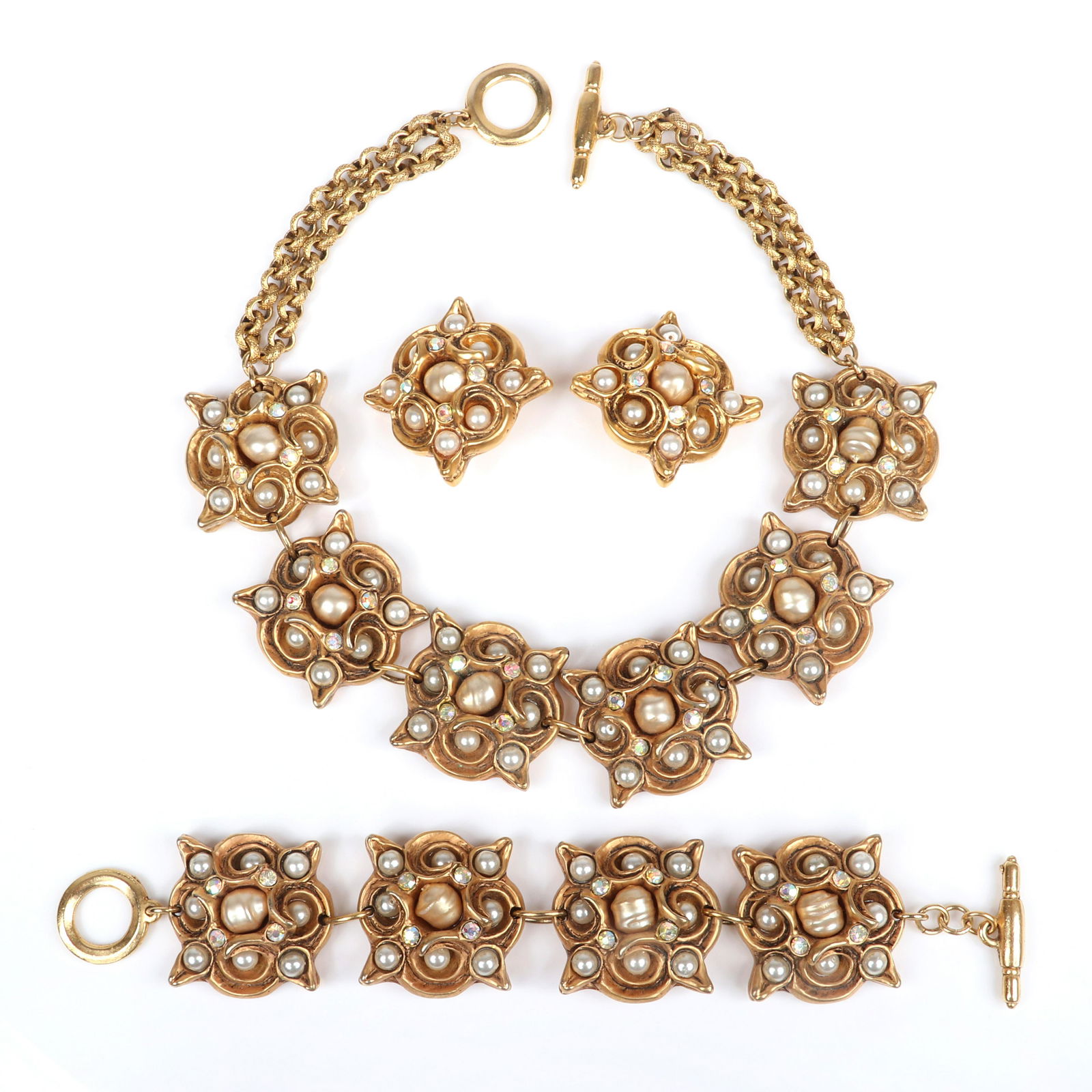 Claire Deve Paris Couture Designer parure necklace,: Claire Deve Paris Couture Designer parure necklace, bracelet, earring set with gold tone linked medallions with faux pearls and aurora borealis rhinestones. 17 1/2"L (necklace)