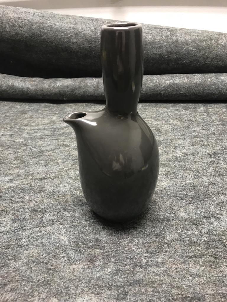 Russel Wright Iroquois Charcoal Carafe 10 1/2"H: Russel Wright Iroquois Charcoal Carafe 10 1/2"H