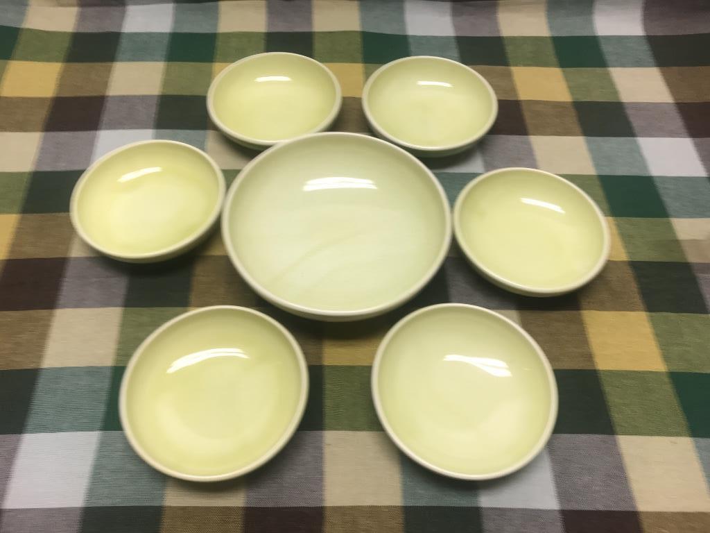 Russel Wright Iroquois Avocado Yellow â€œRaindropâ€: Russel Wright Iroquois Avocado Yellow â€œRaindrop” Seven Piece Berry Set: Six 5 1/2” Fruit bowls; 8” Open Vegetable Bowl. All marked â€œRussel Wright CHINA by Iroquois”