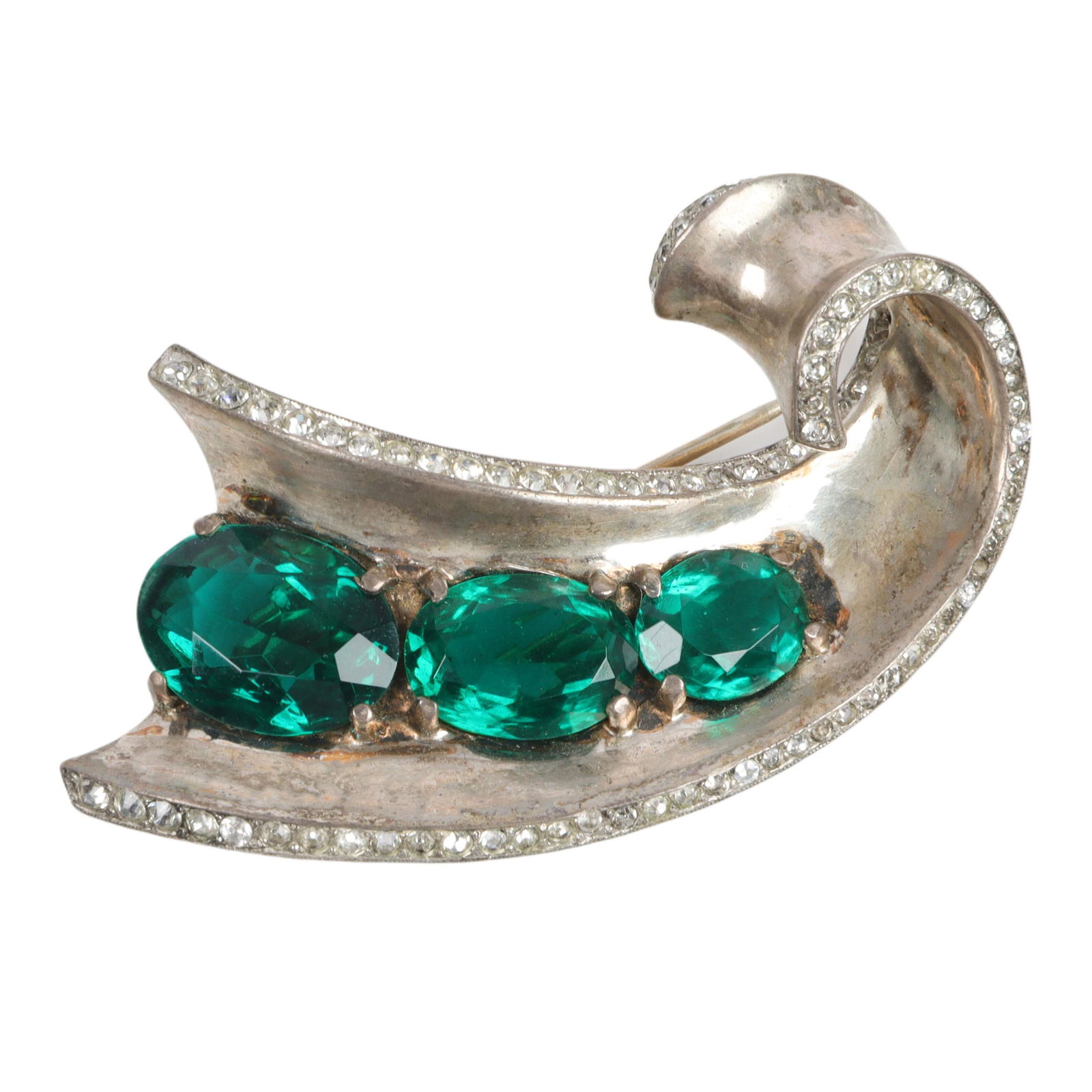Trifari sterling vermeil Retro scrolling pin clip with large graduated green crystals. 2 1/2"H x 1 (1 of 4)