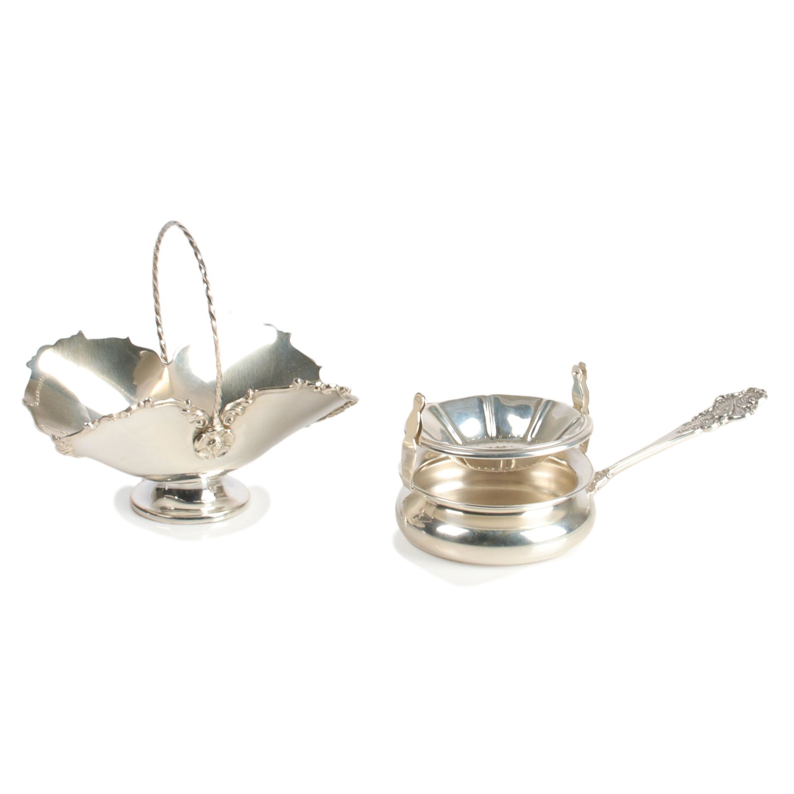 Camusso Made in Peru sterling silver 2pc., basket and tea strainer handled tray with floral (1 of 8)