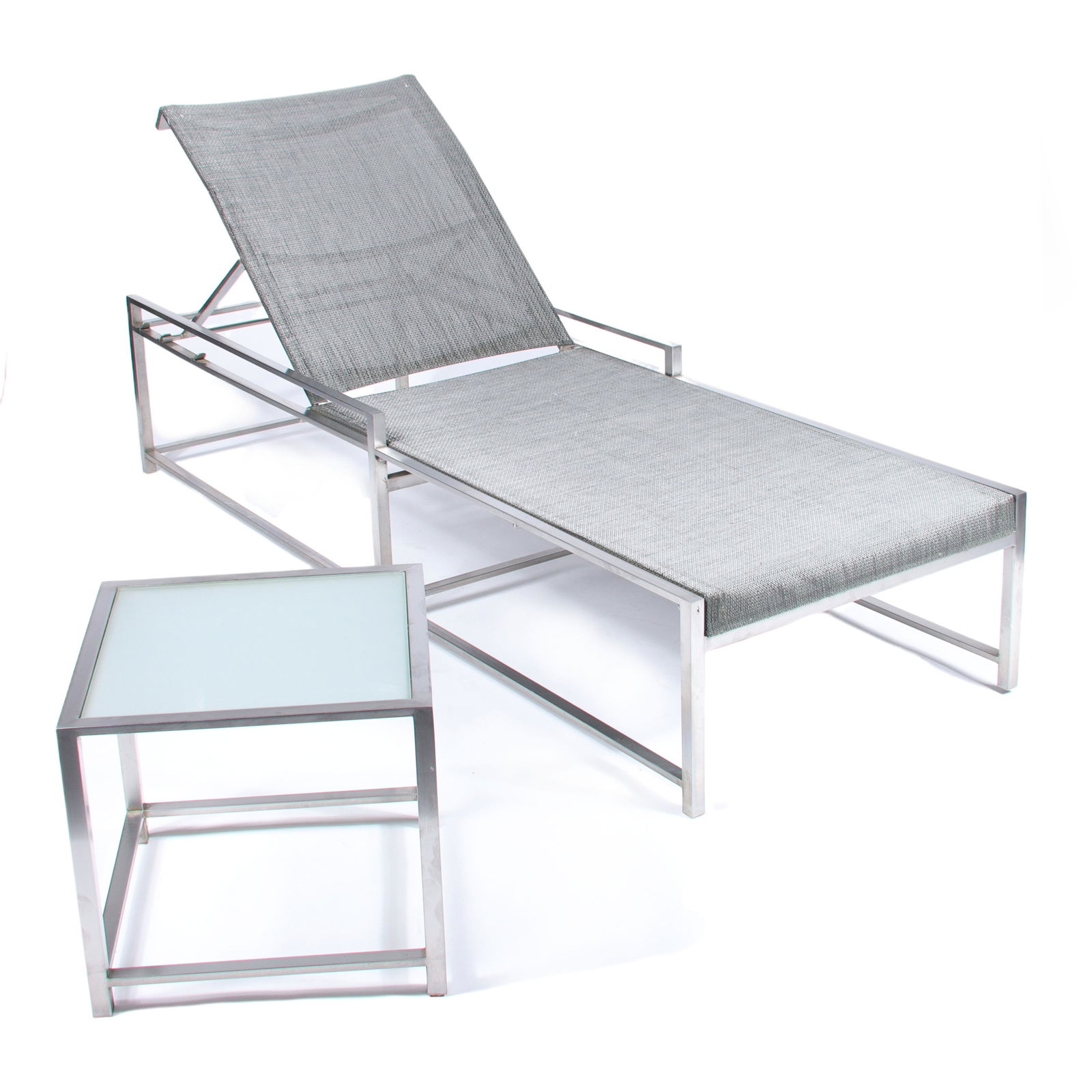 Richard Frinier for Brown Jordan NXT grey mesh Chaise Lounge and frosted glass top occasional side (1 of 11)