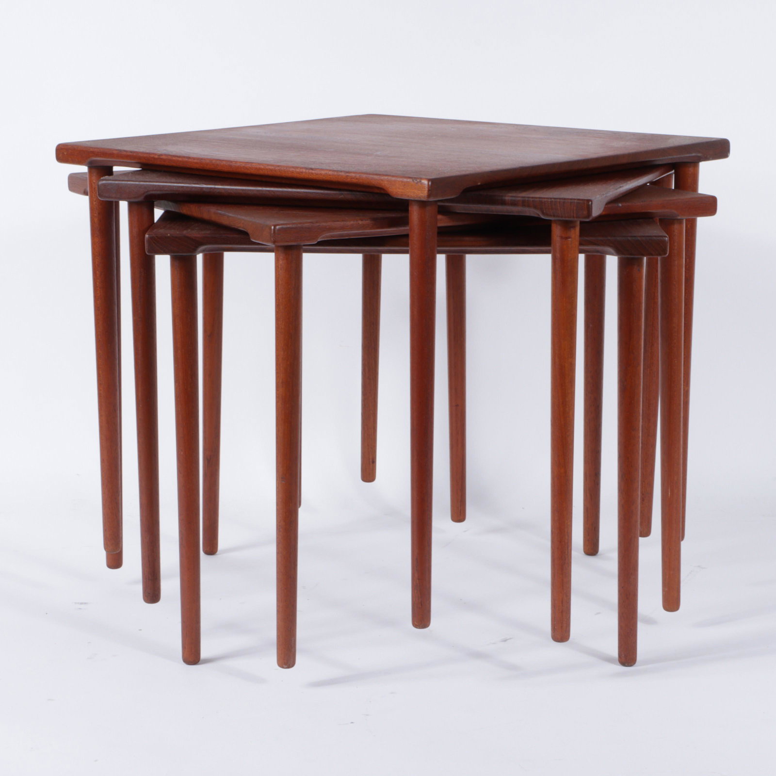 Peter Hvidt for John Stuart Inc. Danish Modern set of 4 teak nesting occasional tables 15 3/4"H x (1 of 10)