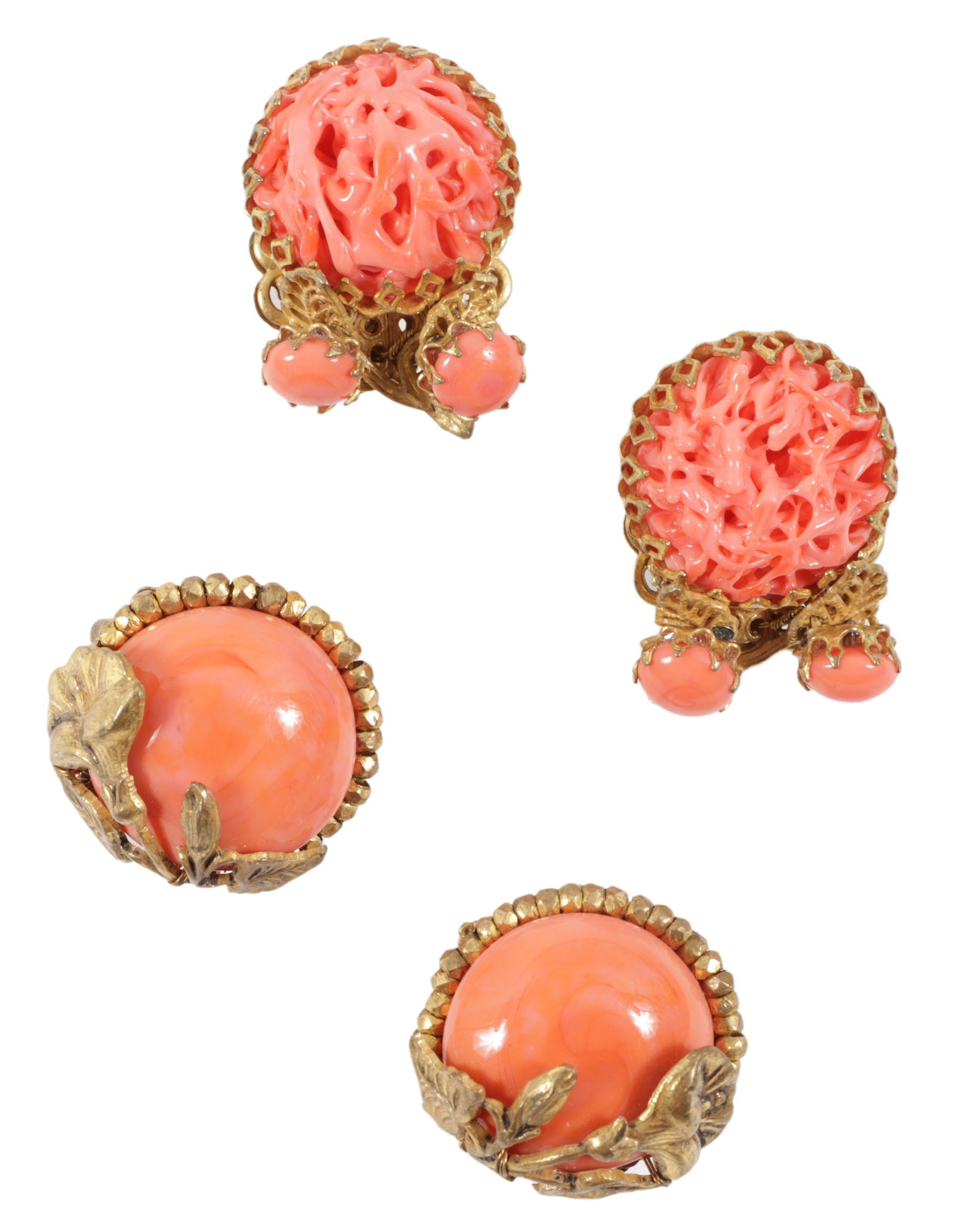 Miriam Haskell 2pc coral colored earring group: 1"Diam. (floral) (1 of 8)