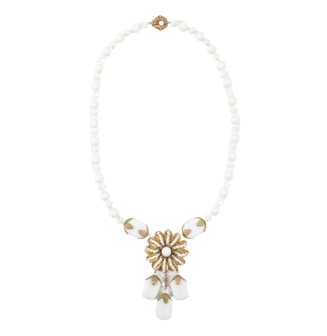 Miriam Haskell gold gild and white opaque glass beaded flower pendant drop necklace 23"L x 4"W: Miriam Haskell gold gild and white opaque glass beaded flower pendant drop necklace 23"L x 4"W