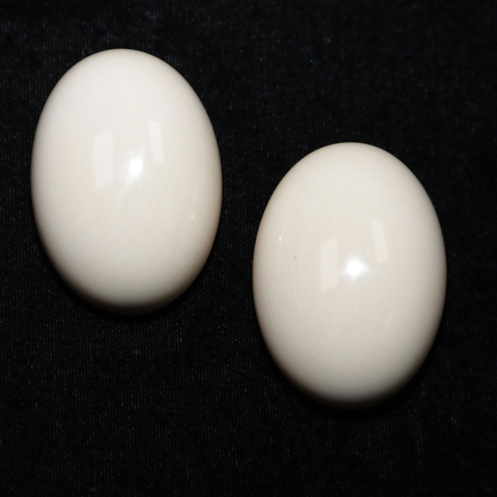 Patricia Von Musulin bone and sterling silver egg shaped clip on earrings 2"H x 1 1/2"W: Patricia Von Musulin bone and sterling silver egg shaped clip on earrings 2"H x 1 1/2"W