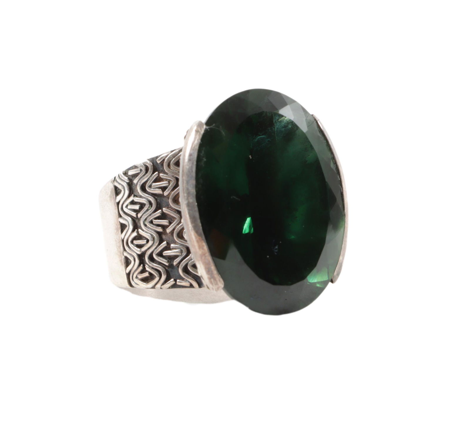 Modernist studio artisan sterling silver ring with large deep green crystal stone. Signed de. Size 8 (1 of 7)
