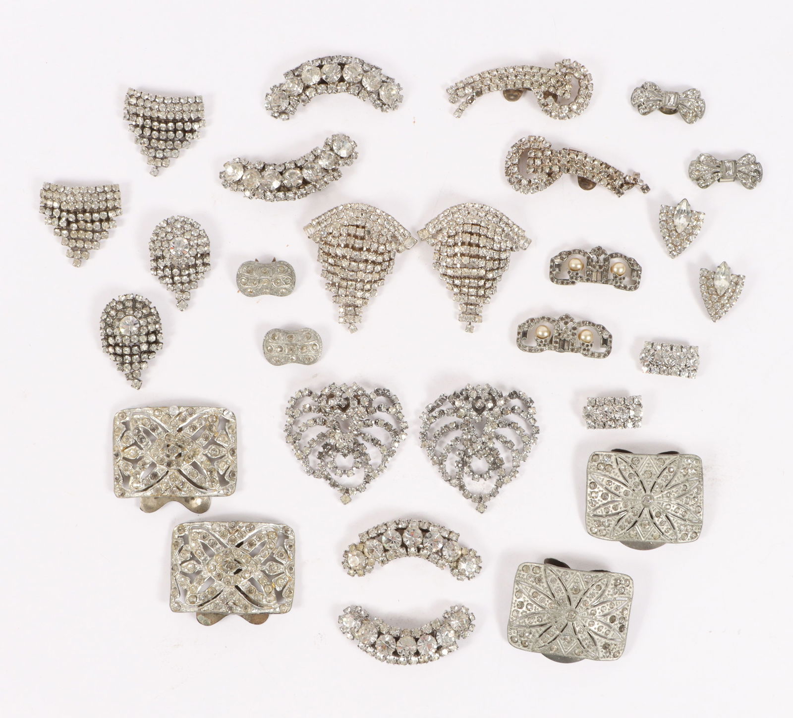 Vintage Art Deco rhinestone diamante shoe clip group. (1 of 9)