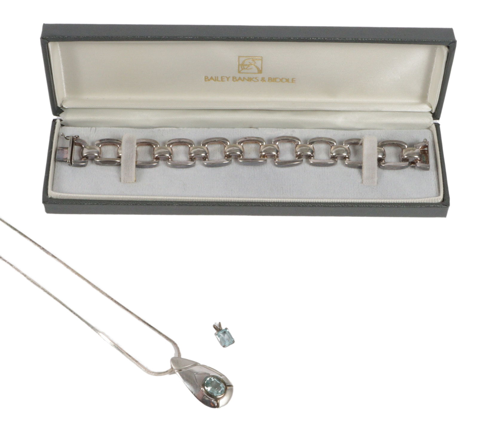 Sterling silver jewelry 3pc group: Bailey Banks & Biddle sterling silver link bracelet, sterling (1 of 11)