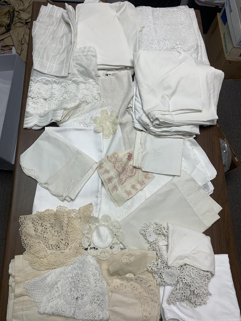 Large box lot of lace linens, table clothes, napkins, doilies, and more. (1 of 5)