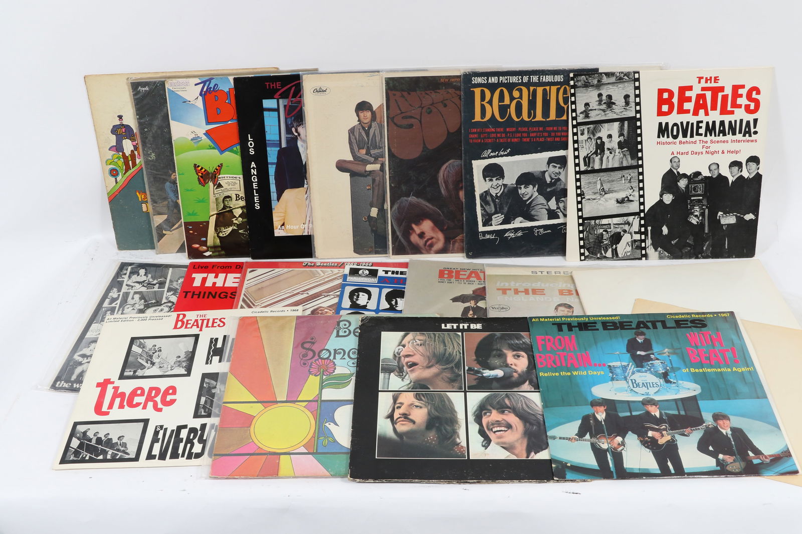 Lot of 20 Beatles 33 1/3 LP Records (1 of 6)