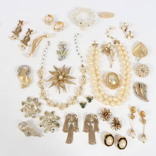 Vintage costume jewelry group including: Christian Dior, Coro,Trifari, Benedikt NY, Nolan Miller,: Vintage costume jewelry group including: Christian Dior, Coro,Trifari, Benedikt NY, Nolan Miller, Marvella, Ceil Chapman, Napier, Brooks, Dodd, and more. Some missing rhinestones. 17 1/8" L x 3/4" W (