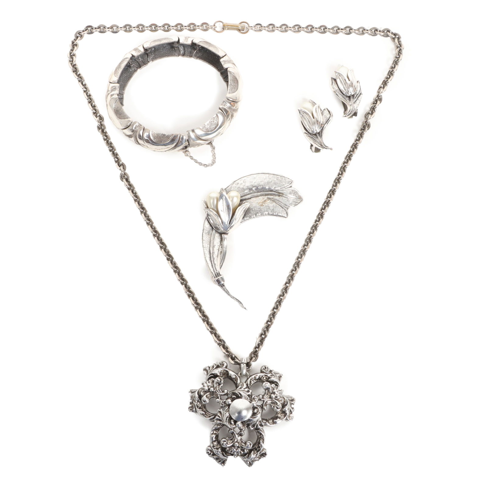 Florenza art nouveau style necklace with Tortolani bracelet, brooch, and matching earrings: Florenza art nouveau style necklace with Tortolani bracelet, brooch, and matching earrings Provenance: From the collection of Cheryl Killmer. 24 3/8"L x 2"W (necklace)