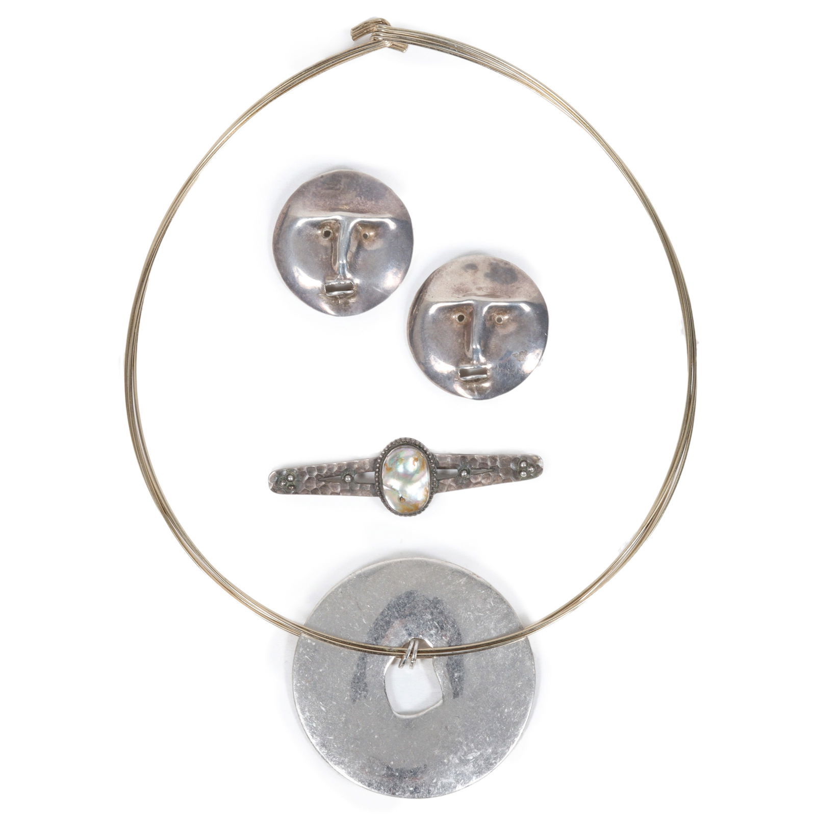 Robert Lee Morris Soho designer brass wrapped silver disk necklace with studio artisan sterling: Robert Lee Morris Soho designer brass wrapped silver disk necklace with studio artisan sterling silver figural sculpted face earrings and sterling silver hammered texture Arts & Crafts brooch with aba