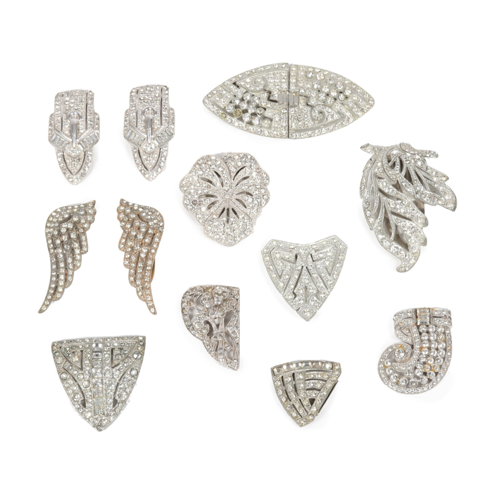 Vintage group of Art Deco diamante rhinestone dress / fur clips including two Coro Duettes, figural (1 of 12)