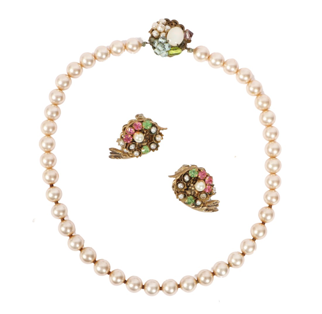 Miriam Haskell 2pc group: single strand pearl choker with floral cluster jeweled clasp with complime (1 of 8)