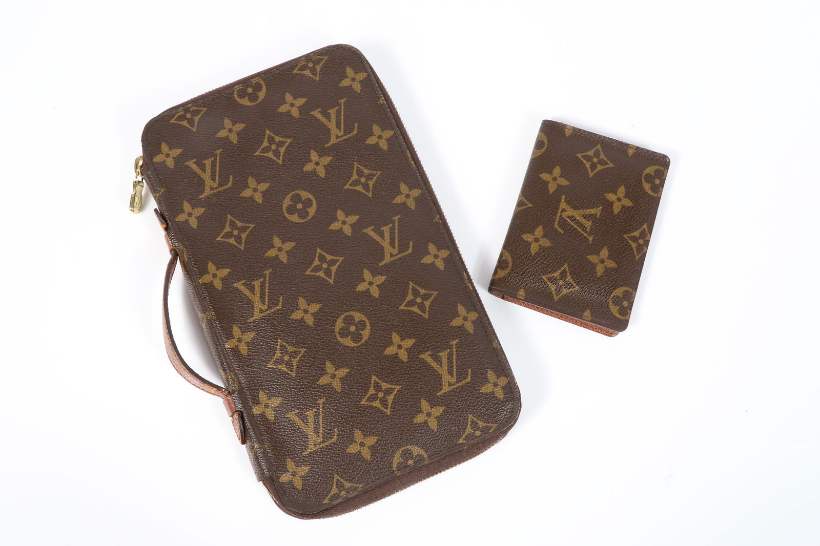 Louis Vuitton Poche Escapade monogram canvas organizer wallet and card case 10"H x 5 3/4"W x 1"D (1 of 11)