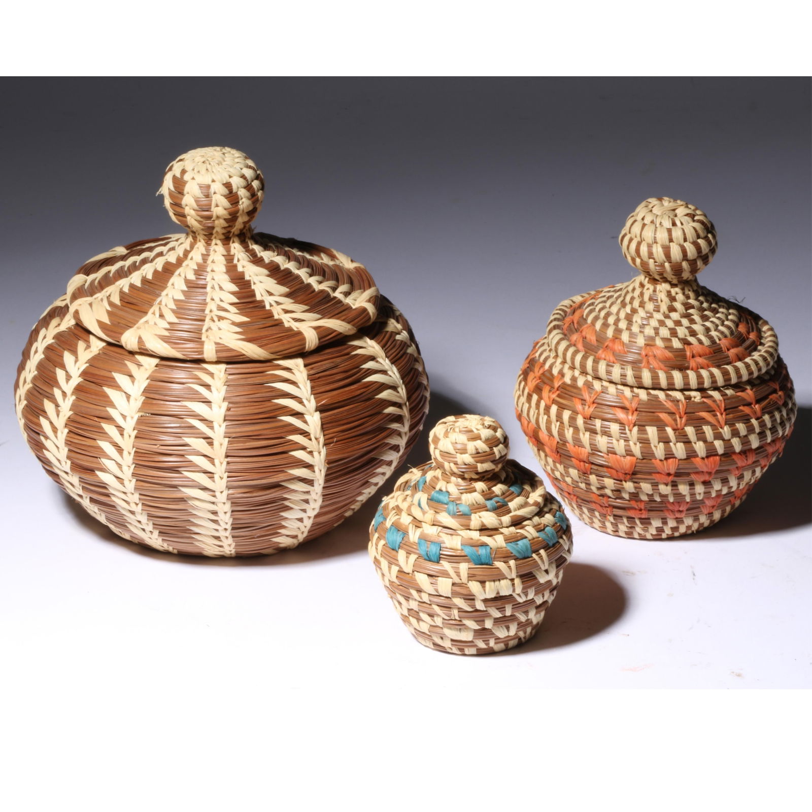 3 Coushatta Pine Needle Baskets With Lids Basket 1 4 1/4" Wide At