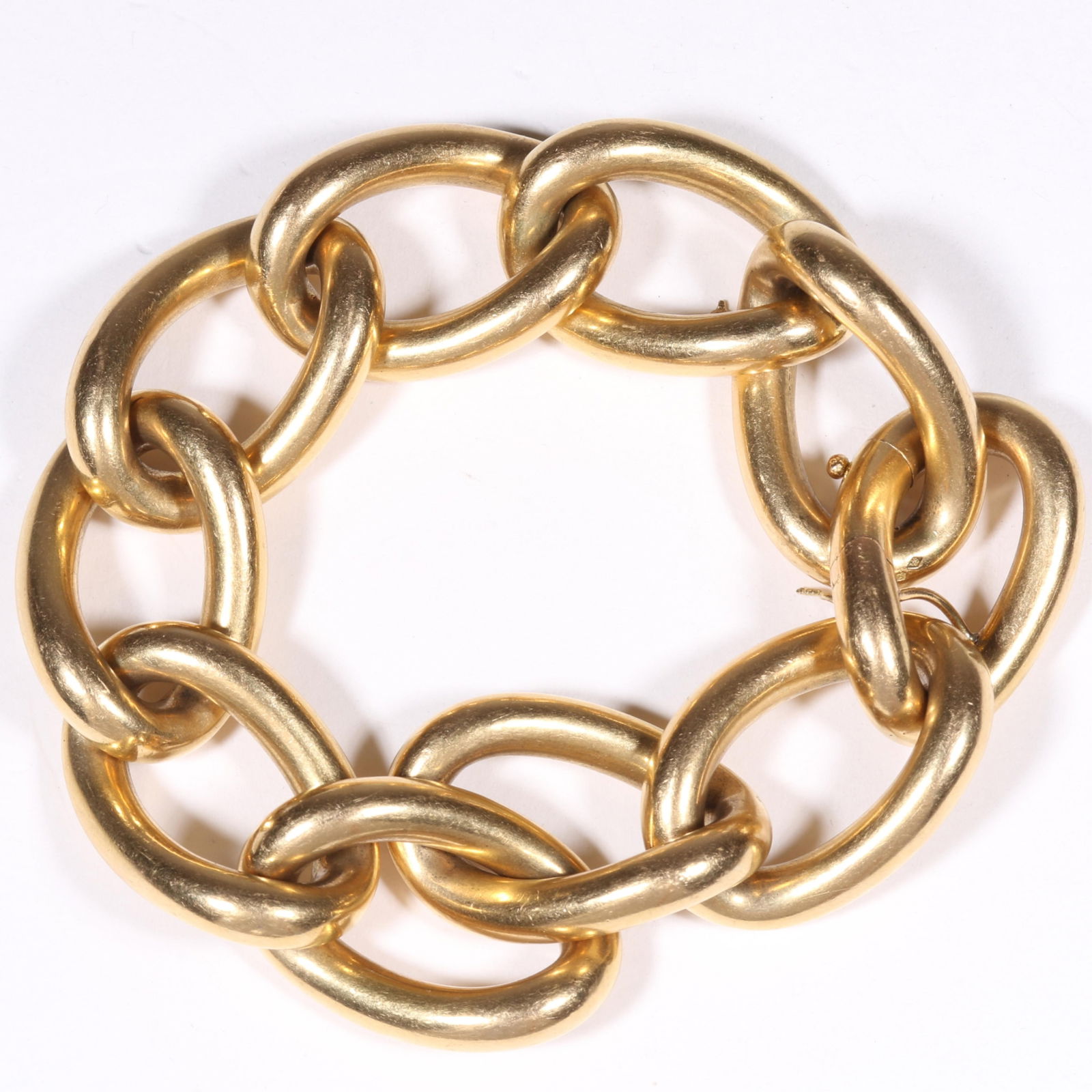 Huge Heavy 18K Yellow gold chain link bracelet with fancy clasp, French hallmarks. 8 3/4"L x 1"W (1 of 4)