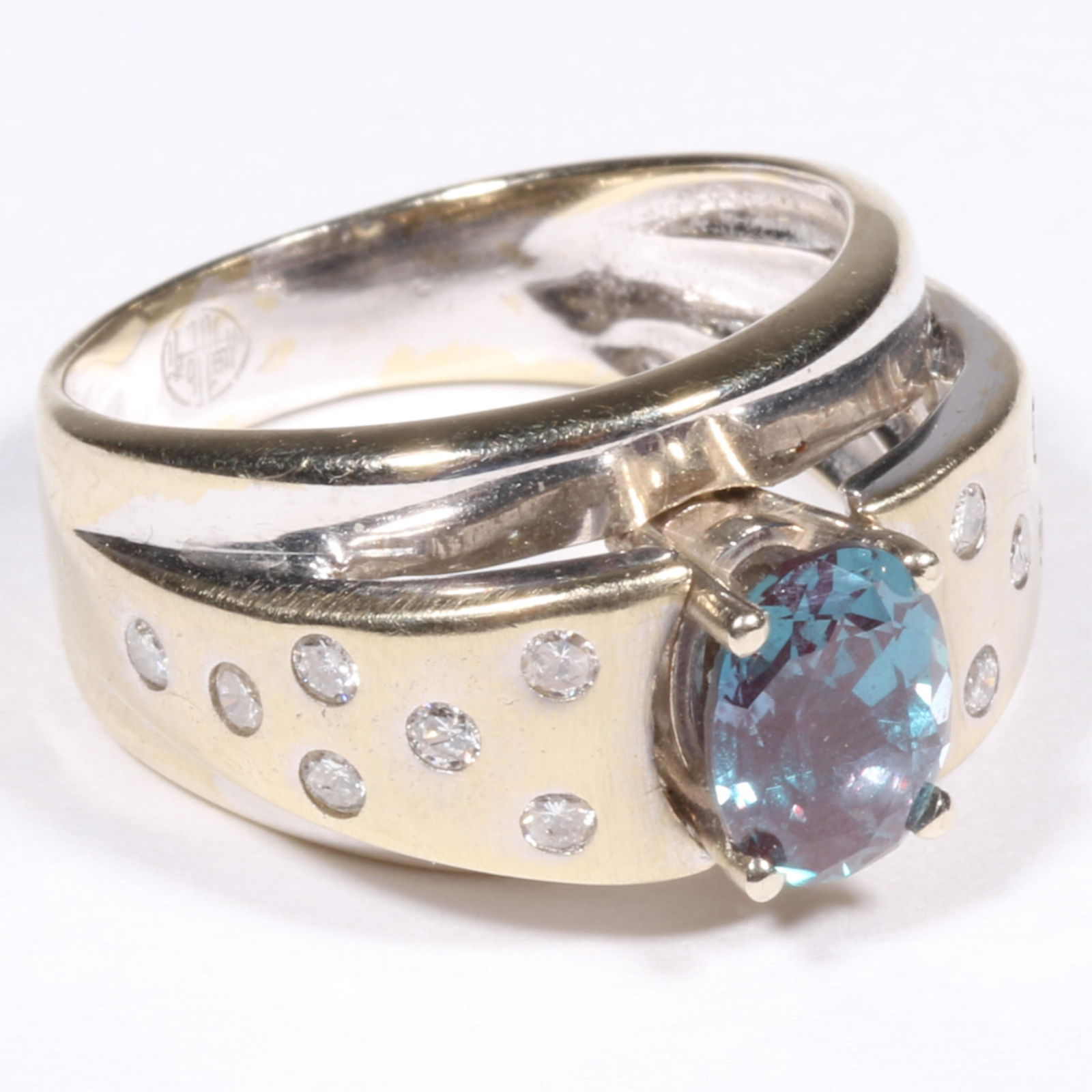 18K Yellow and white gold ring with oval Alexandrite gemstone and invisibly set diamonds. Ring (1 of 7)