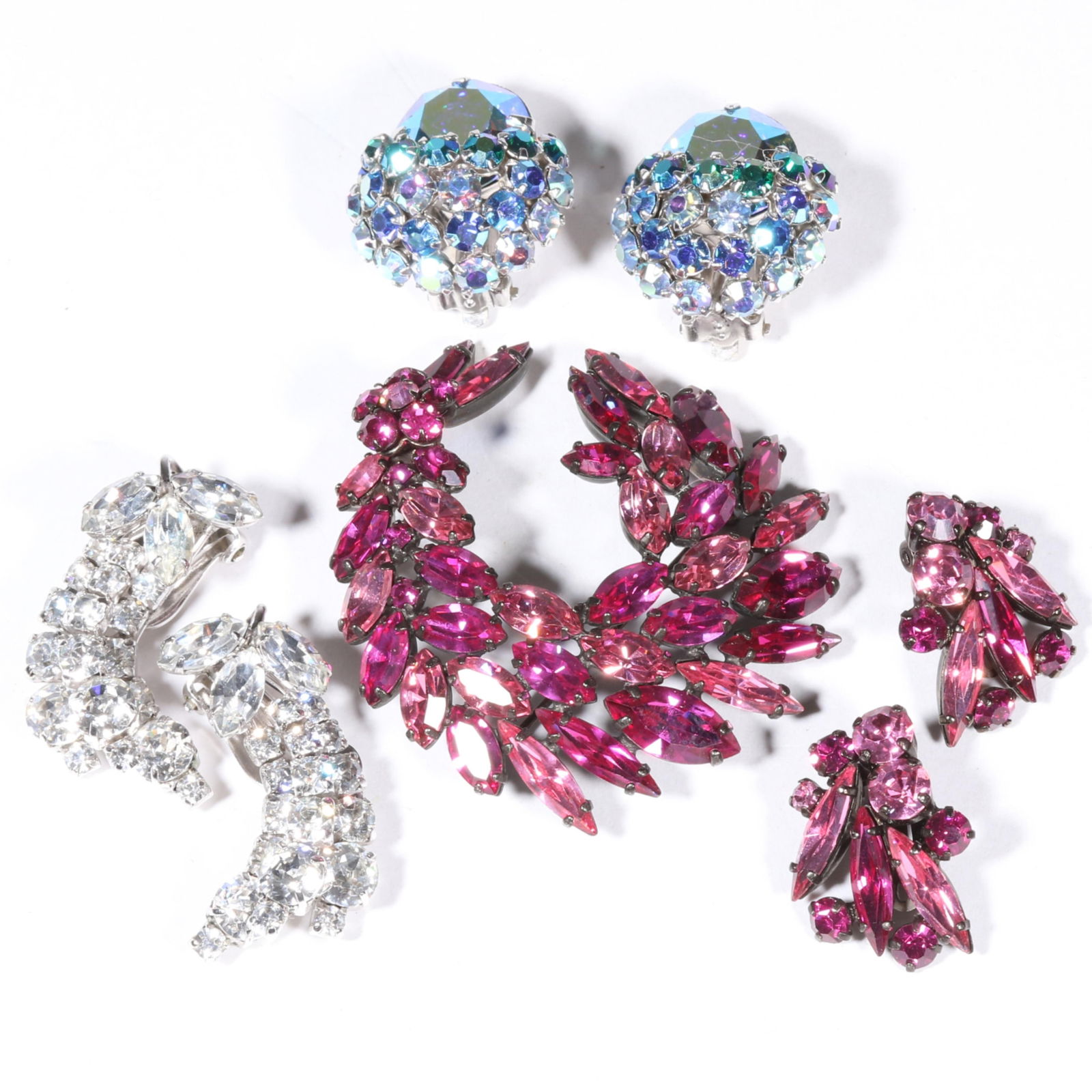 Vintage Sherman 4pc. group: 1950's pink crystal rhinestone brooch and matching earrings, blue aurora (1 of 8)